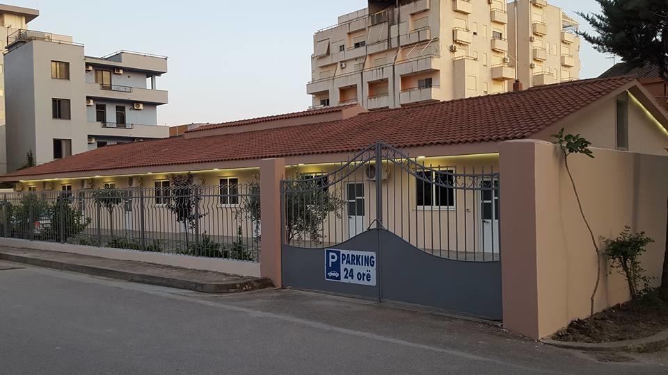 Vila Ivina Дуррес Экстерьер фото